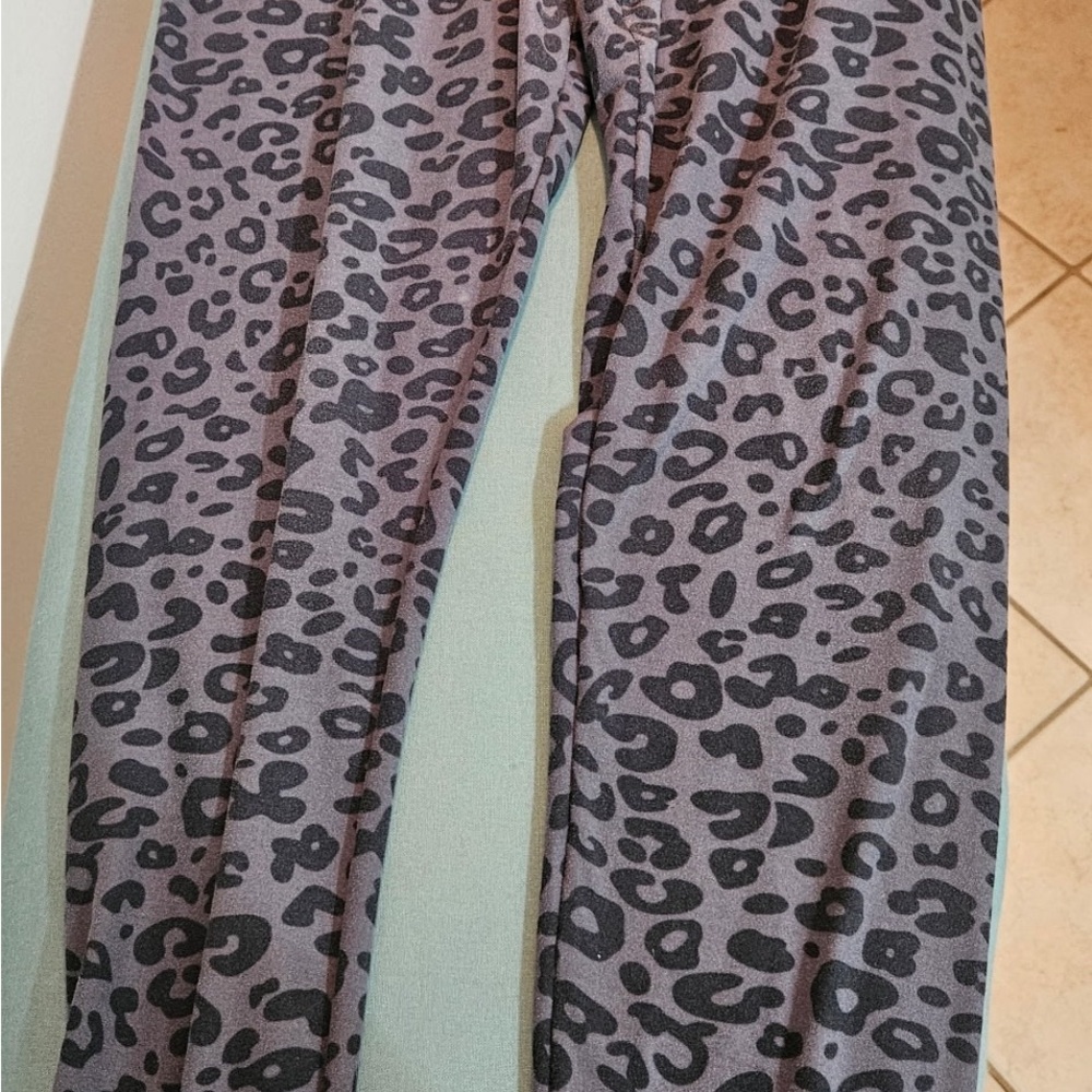 Festival Clover and Rainbow Leggings